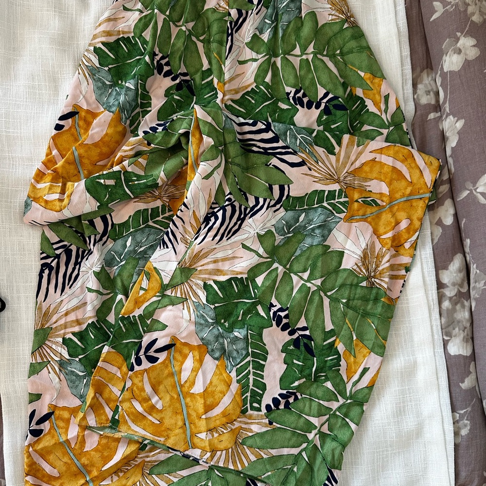Trendy boutique Green & Yellow Wide Leg Jumpsuit Pants